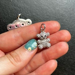 2 pendants in silver